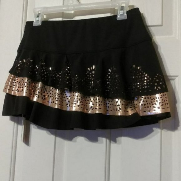 Jupe-culotte (Skort) Tennis Lucky In Love - Taille M - Rayures Noires Et Blanches - 13 Couches - Occasion Très Bon état